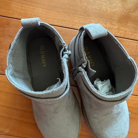 Old Navy New Toddler Boot Shoes Size 8 NWOT - Picture 5 of 5
